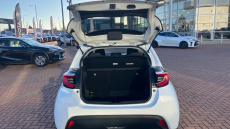 Toyota Yaris 1.5 Hybrid Design 5dr CVT Hybrid Hatchback